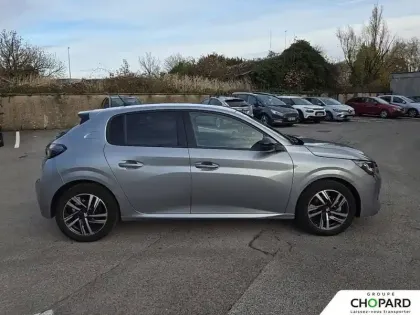 Photo 35 Peugeot 208  PureTech 100 S&S BVM6