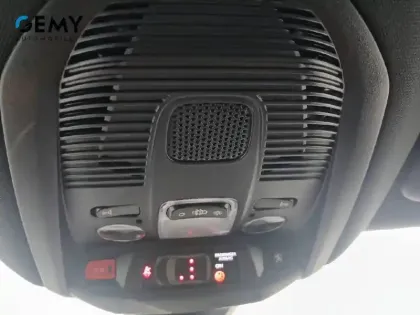 Photo 46 Peugeot 3008  Hybrid 225 e-EAT8