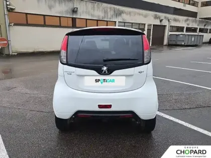 Photo 33 Peugeot Ion  Electrique
