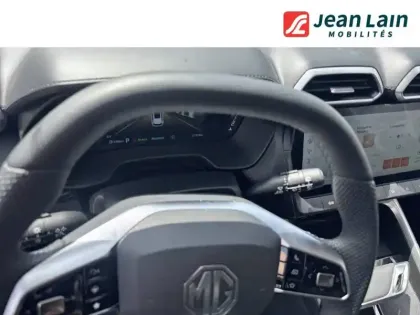 Photo 11 Mg ZS  1.5 L Hybrid+ 197 ch