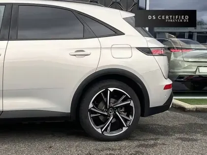 Photo 17 DS DS 7 DS7 Crossback Hybride E-Tense 225 EAT8