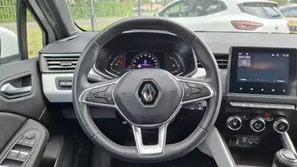 Photo 10 Renault Clio  Blue dCi 115