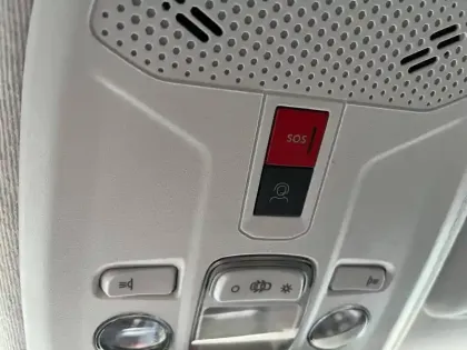 Photo 59 Peugeot 208  Hybrid 100 e-DCS6