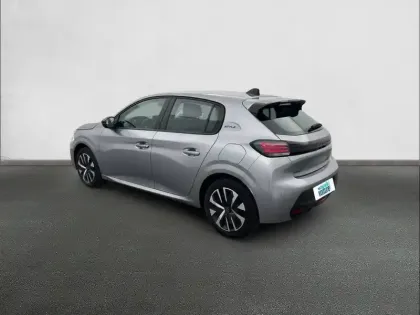 Photo 66 Peugeot 208  Hybrid 100 e-DCS6