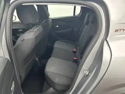 Photo 71 Peugeot 208  Hybrid 100 e-DCS6