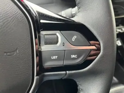 Photo 35 Peugeot 2008  100 S&S BVM6