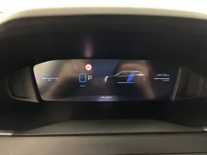 Photo 25 Peugeot 2008  Hybrid 136 e-DCS6