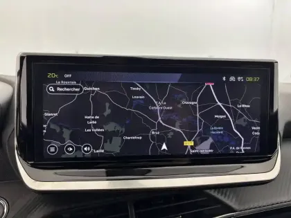 Photo 31 Peugeot 2008  Hybrid 136 e-DCS6