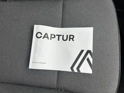Photo 28 Renault Captur  E-Tech full hybrid 145 ch
