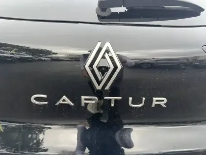 Photo 33 Renault Captur  E-Tech full hybrid 145 ch