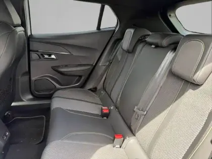 Photo 11 Peugeot 2008  PureTech 130 S&S EAT8