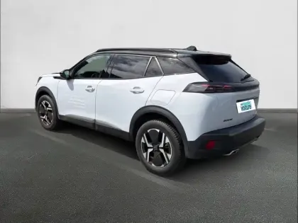 Photo 6 Peugeot 2008  PureTech 130 S&S EAT8