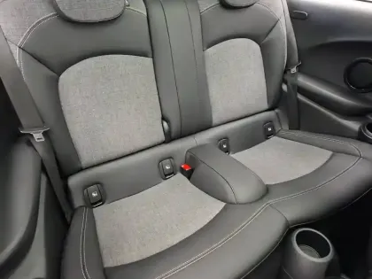Photo 13 Mini Mini Hatch 3 Portes Cooper 136 ch DKG7