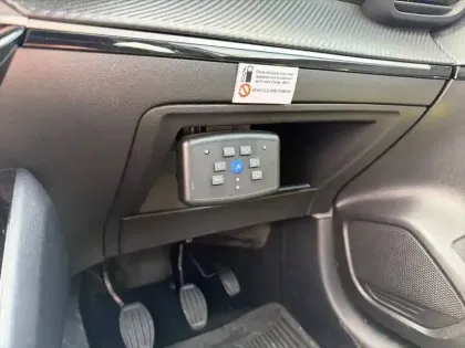 Photo 14 Peugeot 208  PureTech 100 S&S BVM6