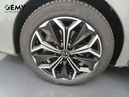 Photo 37 DS DS 4  Hybride E-Tense 225 EAT8