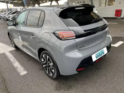 Photo 40 Peugeot 208  Hybrid 136 e-DCS6
