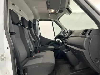 Photo 22 Renault Master  FGN TRAC F3500 L3H3 BLUE DCI 135