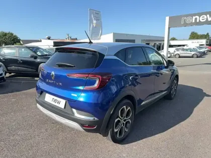 Photo 10 Renault Captur  E-Tech Plug-in 160 - 21