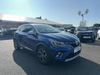 Photo 12 Renault Captur  E-Tech Plug-in 160 - 21