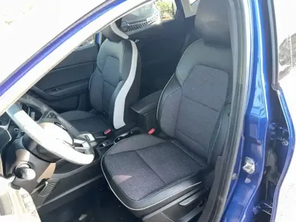 Photo 14 Renault Captur  E-Tech Plug-in 160 - 21