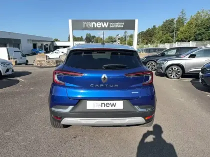 Photo 9 Renault Captur  E-Tech Plug-in 160 - 21