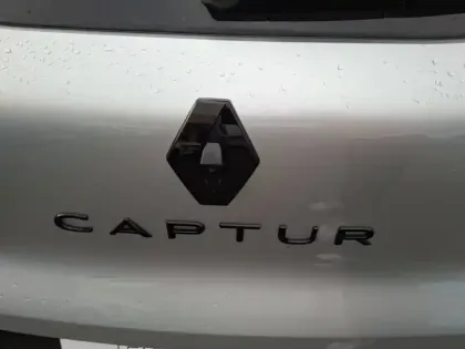 Photo 32 Renault Captur  E-Tech 145