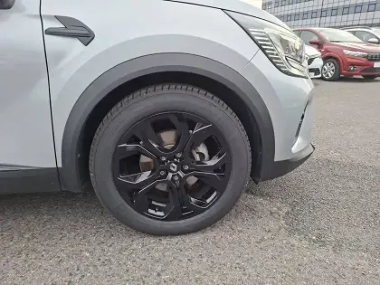 Photo 11 Renault Captur  E-Tech 145