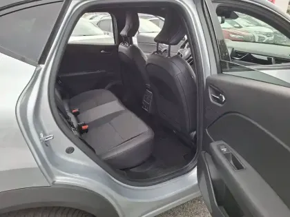 Photo 17 Renault Captur  E-Tech 145