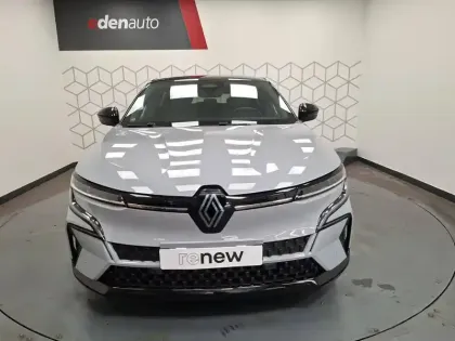 Photo 6 Renault Megane  E-Tech 220 ch autonomie confort AC22