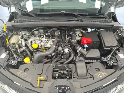 Photo 12 Renault Captur  TCe 140 - 21