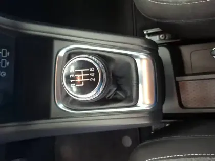 Photo 34 Renault Captur  TCe 140 - 21