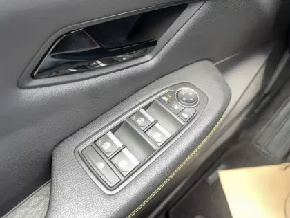 Photo 26 Renault Megane  E-Tech EV40 130ch standard charge