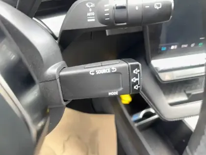 Photo 31 Renault Megane  E-Tech EV40 130ch standard charge