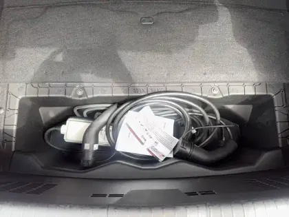 Photo 18 Renault Megane  E-Tech EV40 130ch standard charge