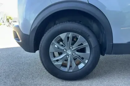 Photo 14 Peugeot 2008  PureTech 130 S&S BVM6