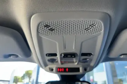Photo 24 Peugeot 2008  PureTech 130 S&S BVM6