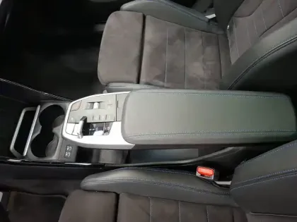 Photo 21 BMW Serie 2 Active Tourer 225e xDrive 245 ch DKG7