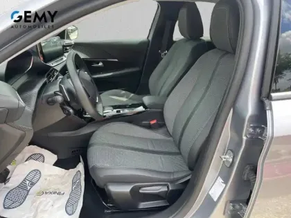 Photo 8 Peugeot 208  Hybrid 110 ch e-DCS6