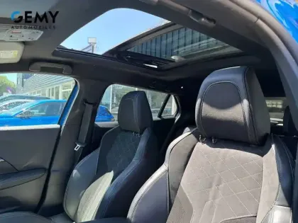 Photo 12 Peugeot 2008  Electrique 136 ch