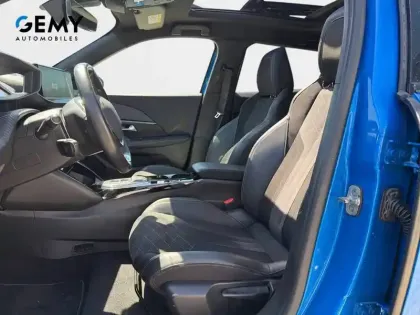 Photo 8 Peugeot 2008  Electrique 136 ch