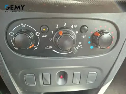Photo 15 Dacia Sandero  TCe 90