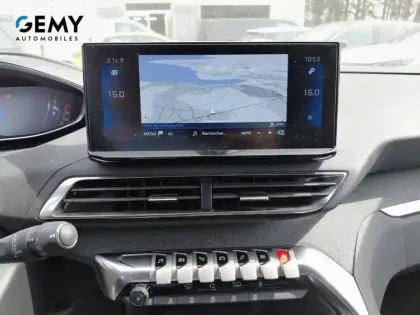 Photo 13 Peugeot 5008  PureTech 130ch S&S EAT8