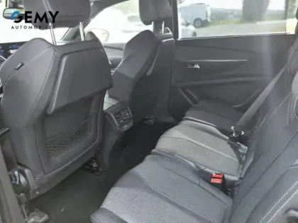 Photo 9 Peugeot 5008  PureTech 130ch S&S EAT8
