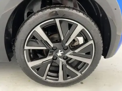 Photo 15 Peugeot 208  PureTech 130 S&S EAT8