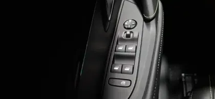 Photo 30 Peugeot 208  Electrique 50 kWh 136ch