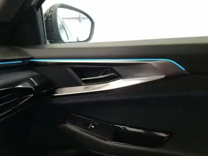 Photo 43 Renault Austral  E-Tech hybrid 200