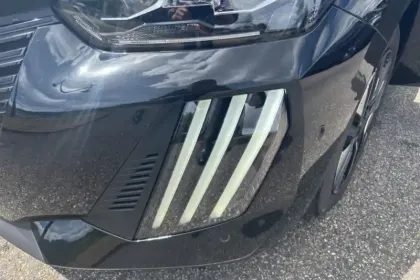 Photo 13 Peugeot 208  PureTech 100 S&S BVM6