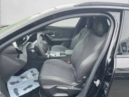 Photo 10 Peugeot 308  SW Hybrid 145 e-DCS6
