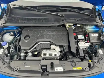 Photo 89 Peugeot 208  Hybrid 100 e-DCS6