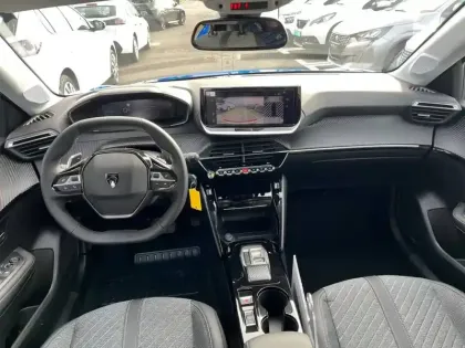 Photo 40 Peugeot 208  Hybrid 100 e-DCS6